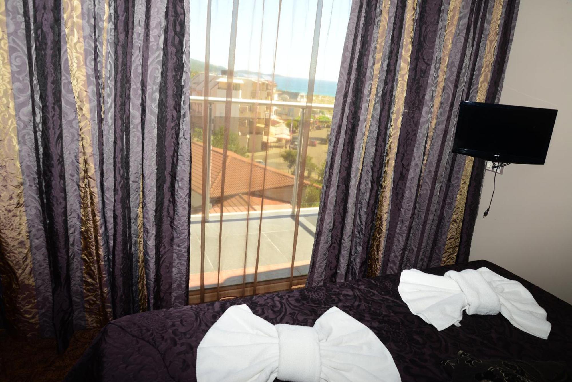 North Beach Hotel 프리모르스코 외부 사진